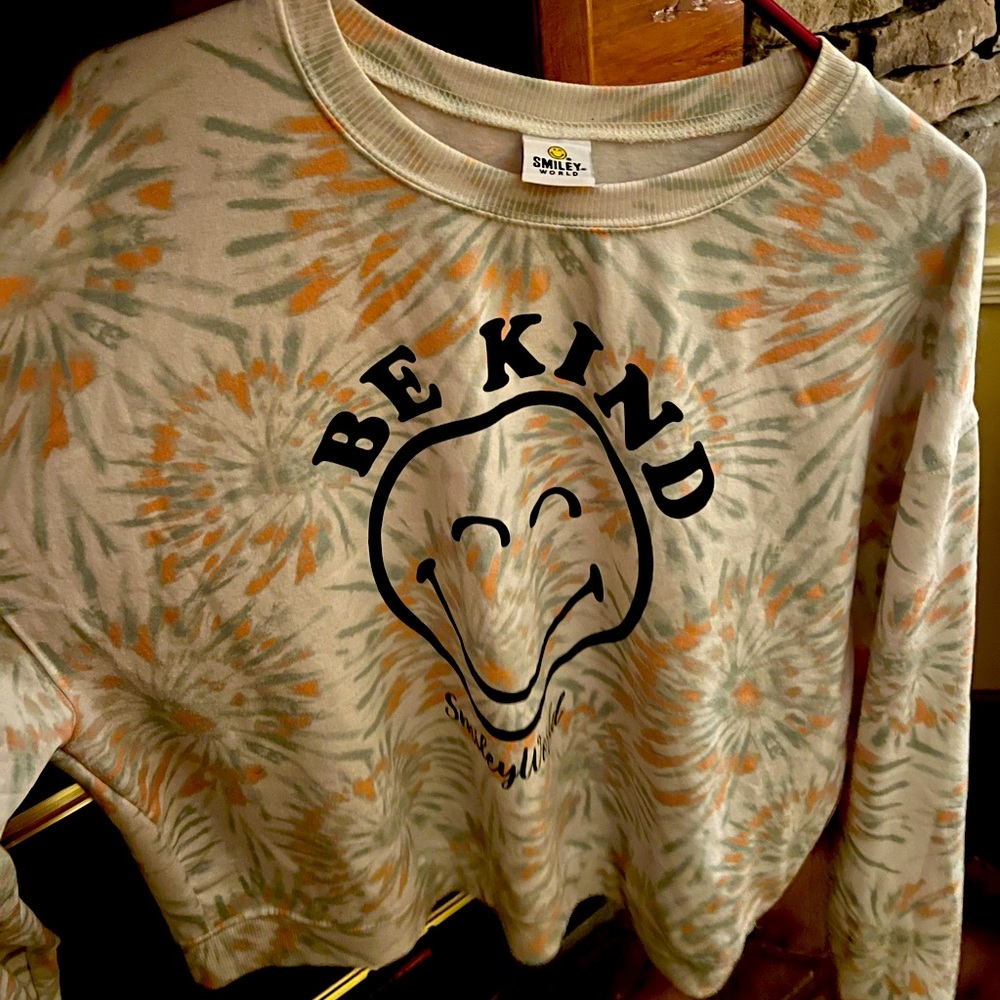 Be kind crewneck